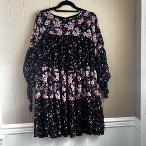 Yakira Bella Women’s Floral Chic Knee Length Tiered Dress – Size Large